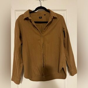 Uniqlo button down